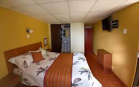 Hotel Las Lomas
